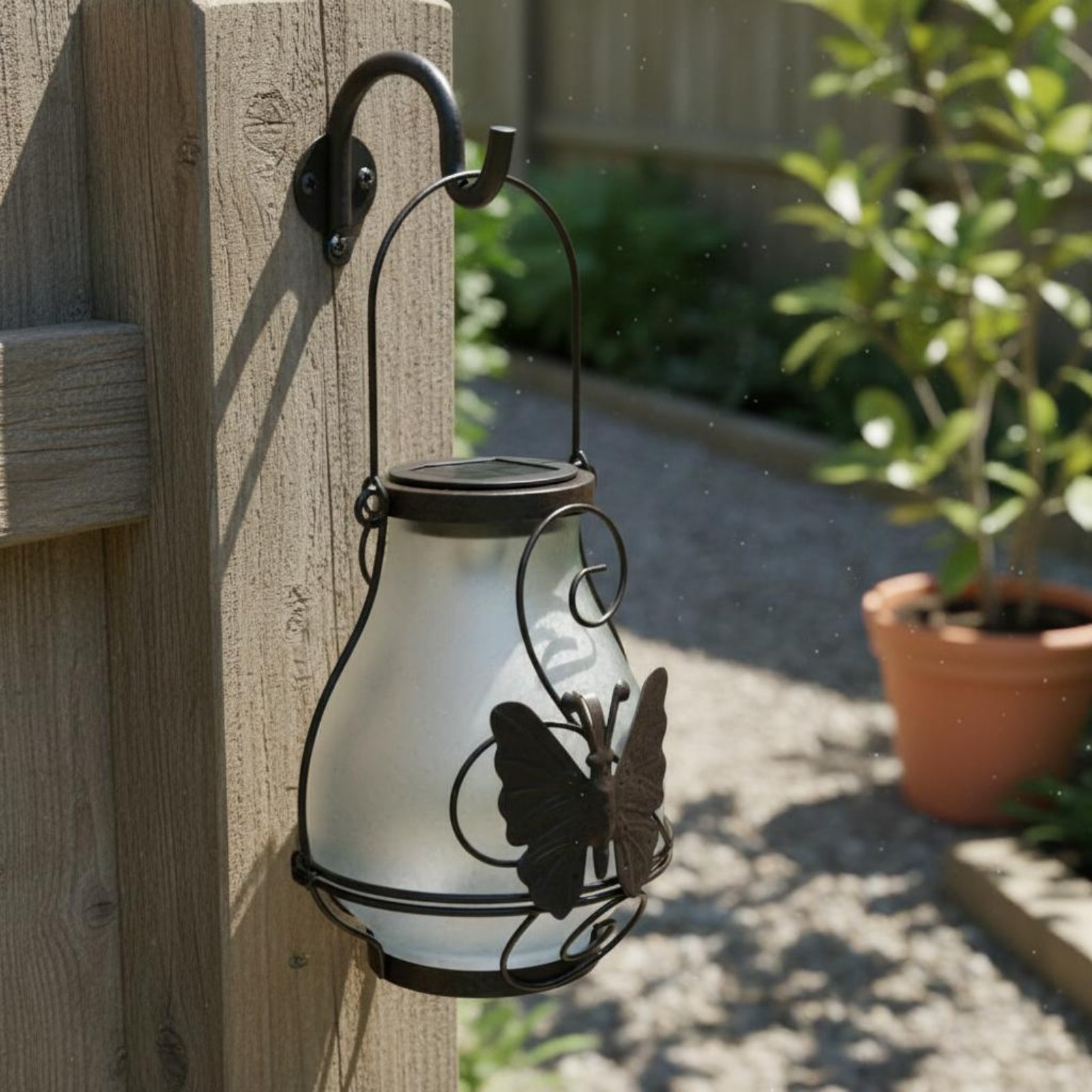Solar Butterfly Lantern Waterp - огляд і ціна Solar Garden Light